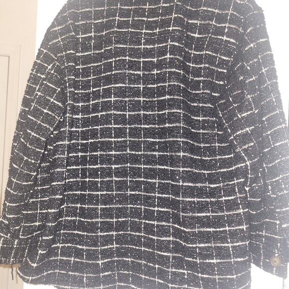 BCBG womans jacket - Picture 3 of 6